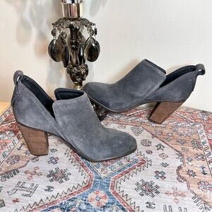 Vince Camuto Francia Gray Suede Ankle Boots